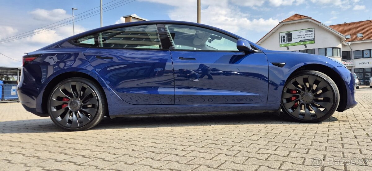 Tesla Model 3 Performance Dual Motor AWD - 4