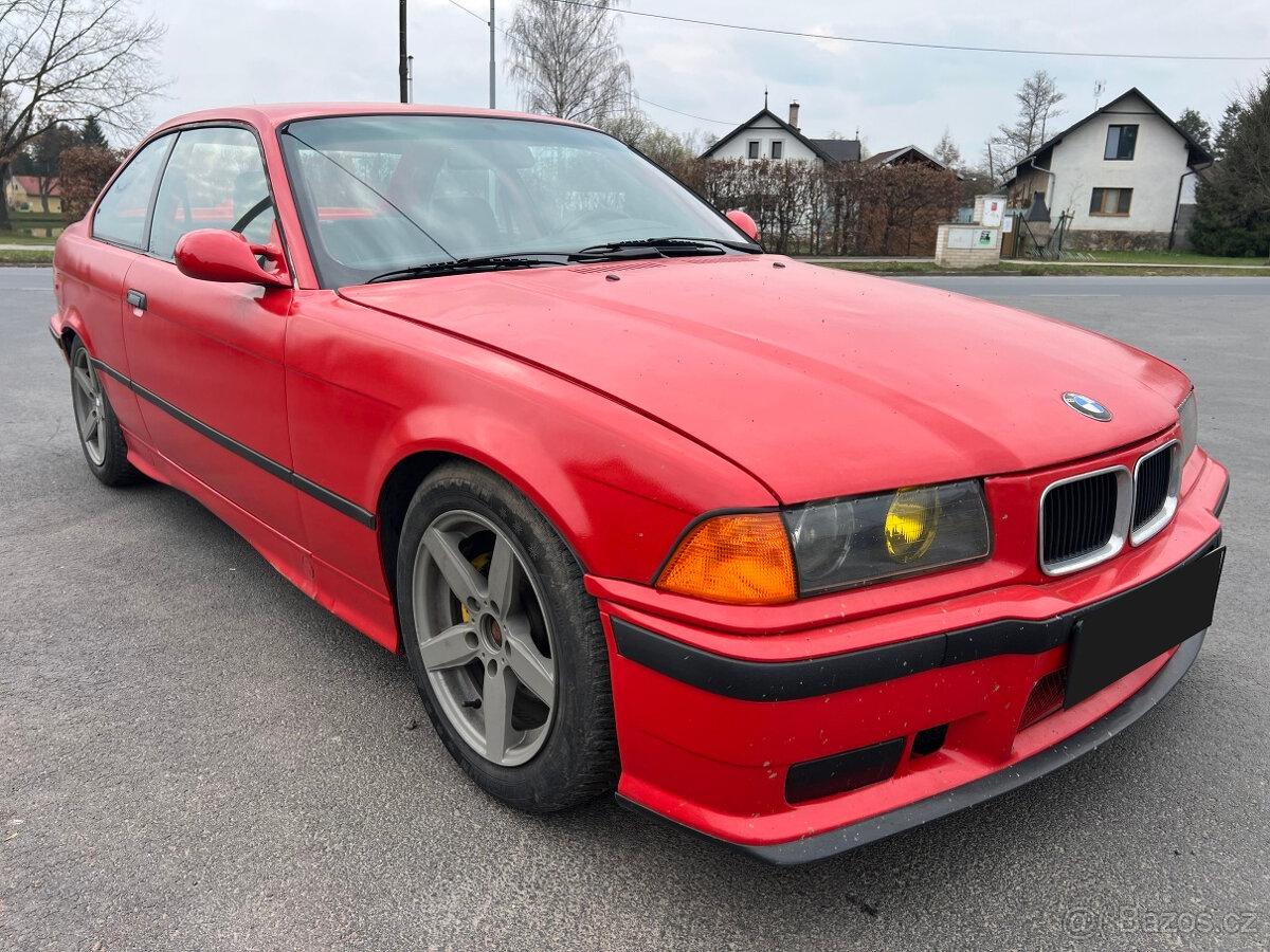 BMW 318IS Coupe E36 - 4