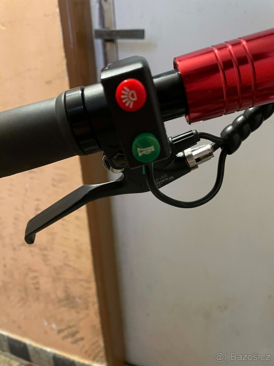 Elektrická koloběžka City Boss - 4