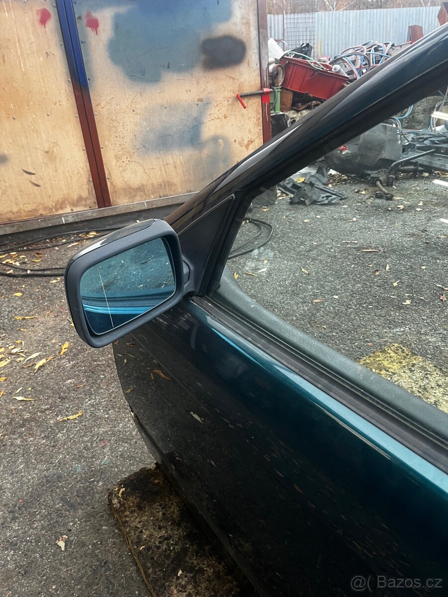 Karoserie BMW e36 sedan - 4