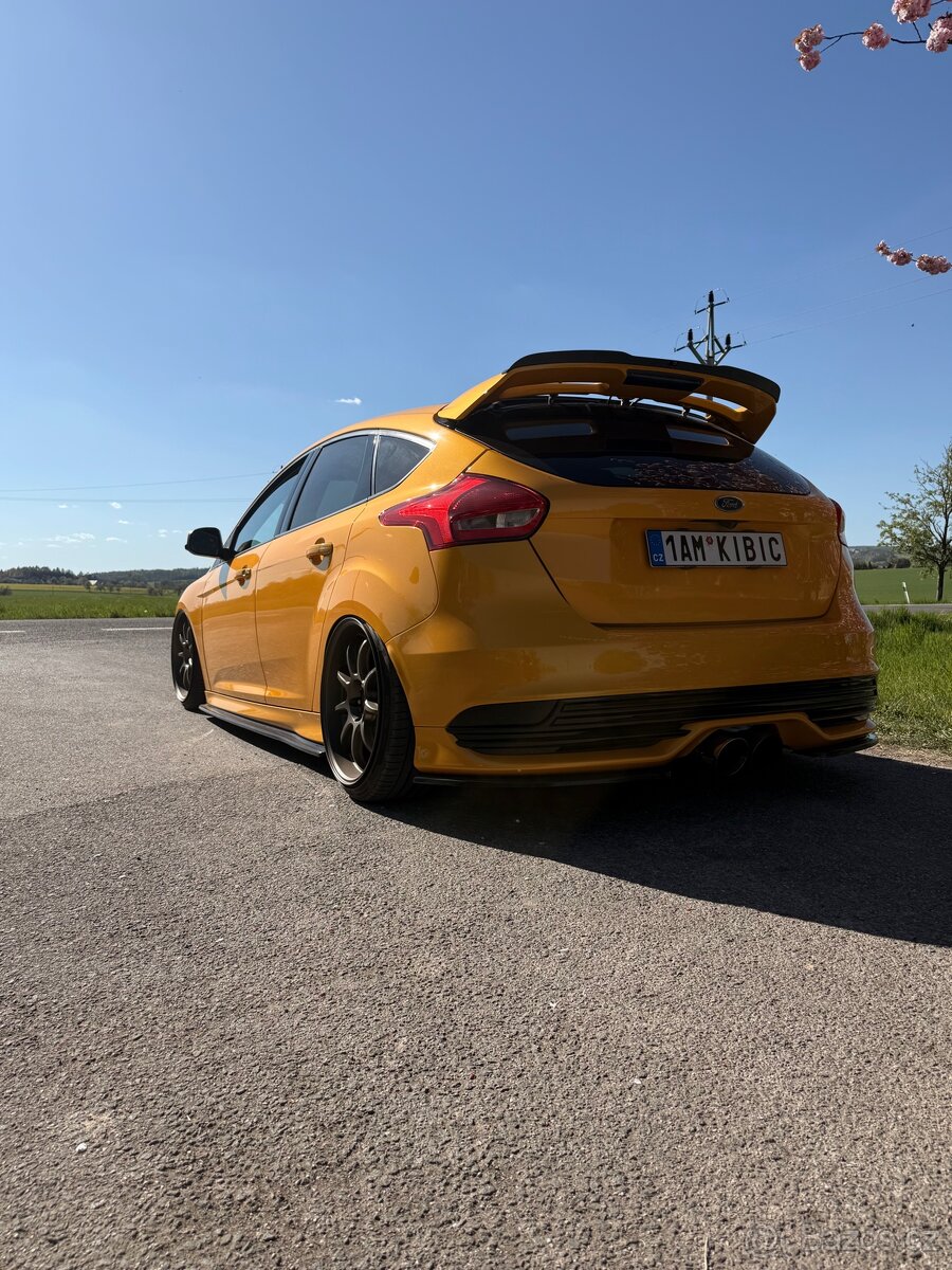 Ford Focus St - 4