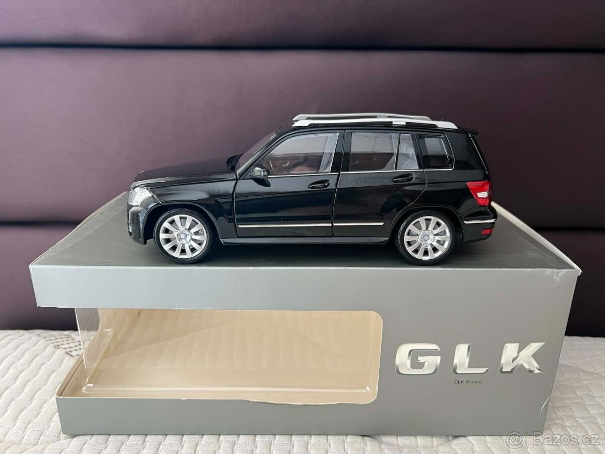 1:18 Norev, Mercedes - 4