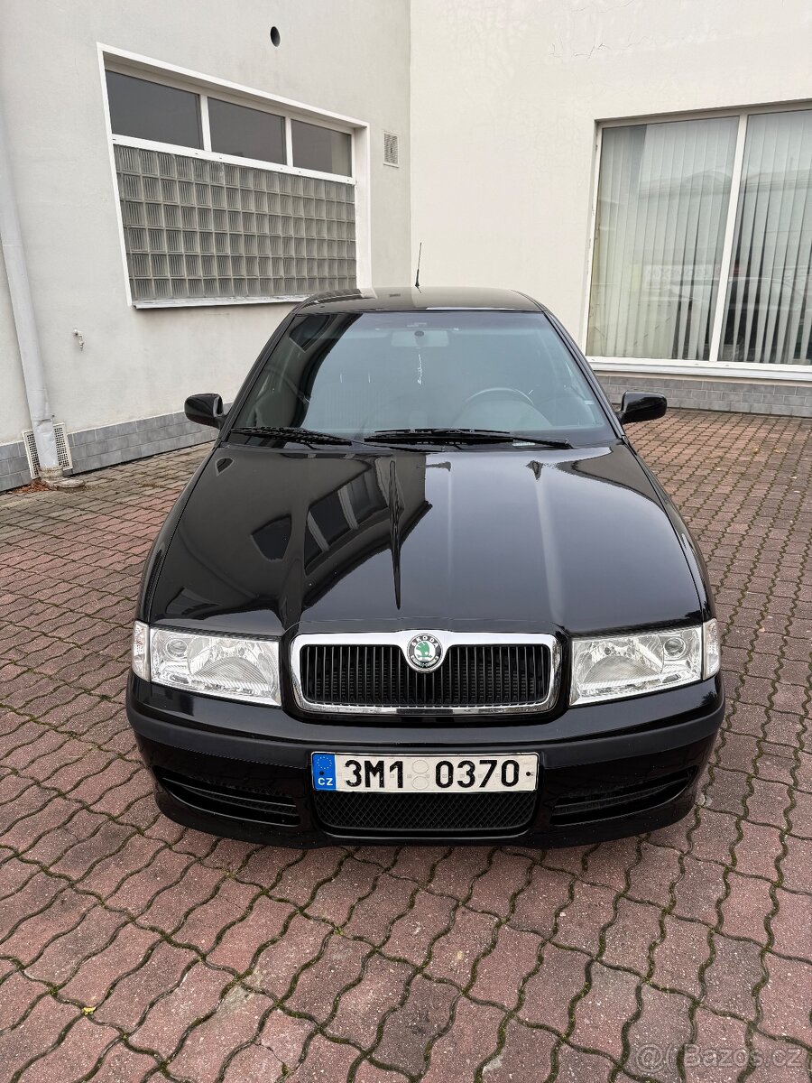 Škoda octavia 1.8t Tour - 4