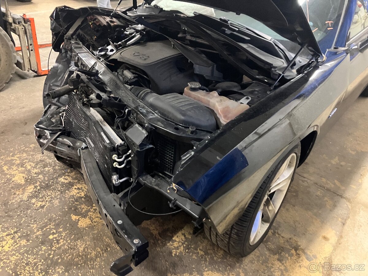 Náhradní díly Dodge challenger r/t 5.7 - 4