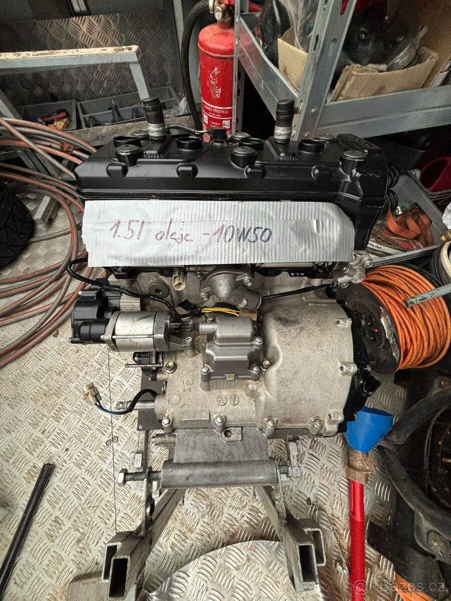 Motor suzuki GSXR 600 - 4