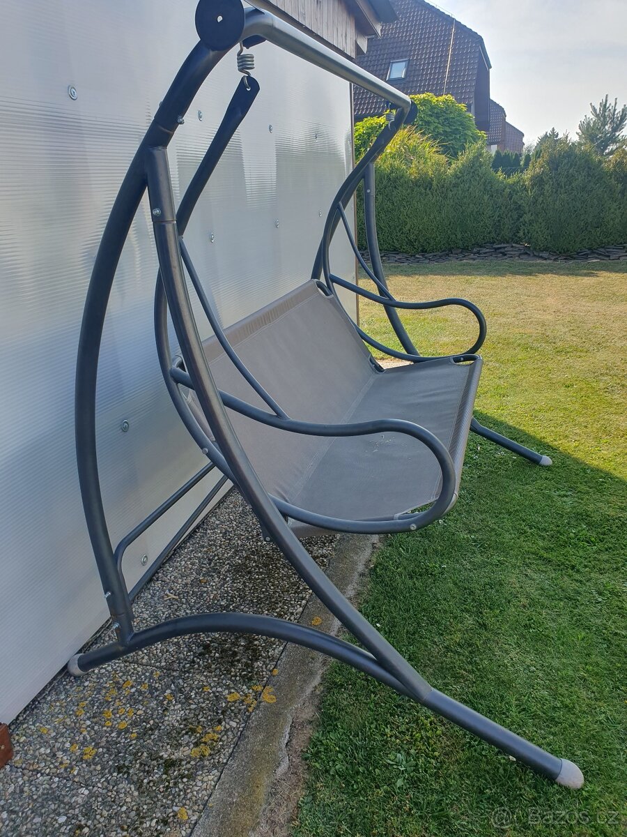 Prodám zahradní houpačku - 4