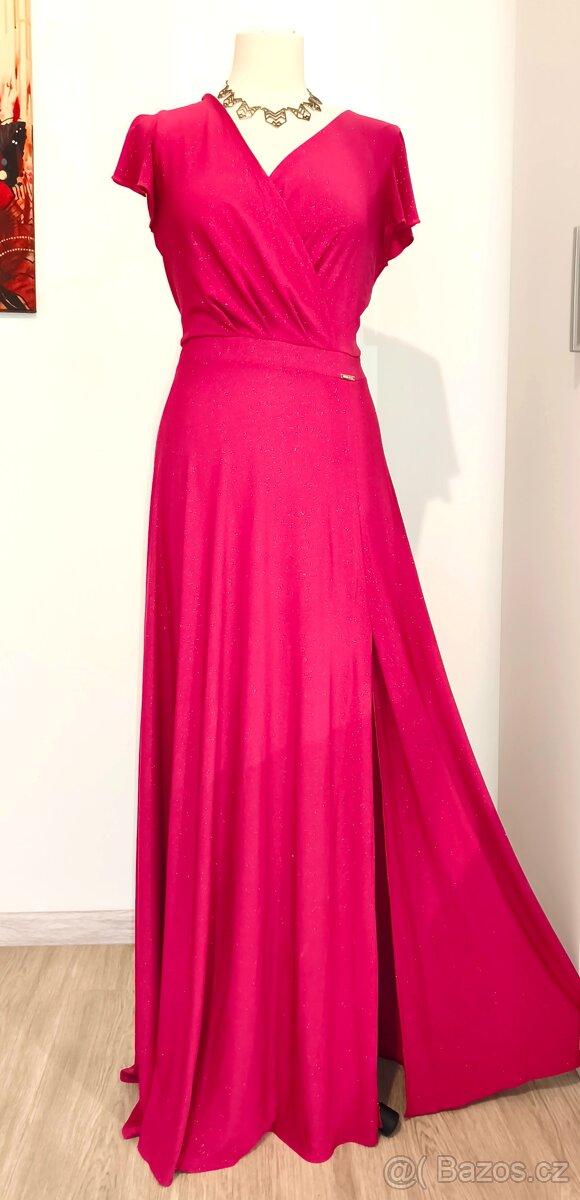 Třpytivé šaty - 4