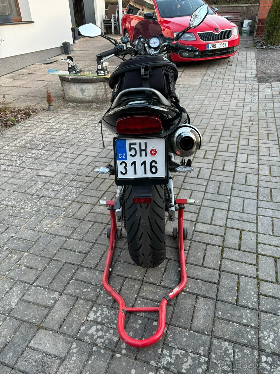 Prodám Hondu Hornet 600 - 4