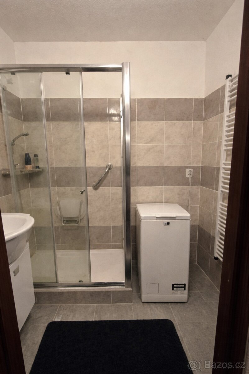 Pronájem bytu 3+1 v Pernarci - 4