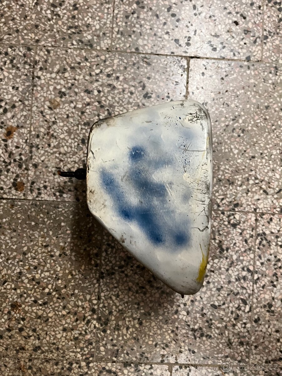 Jawa pionýr nádrž - 4