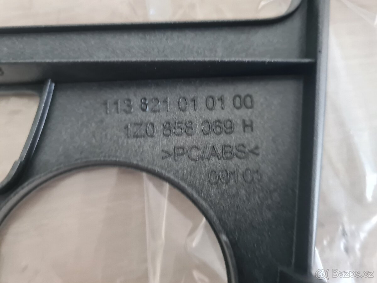 NOVÝ Rámeček autorádia Octavia 2 tmavě stříbrná - 4