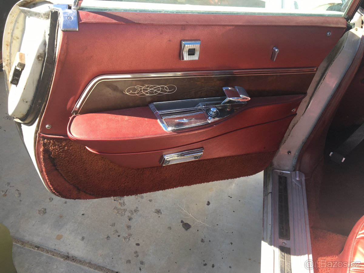 1963 Imperial LeBaron - 4