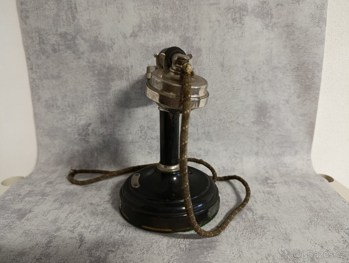 Historicky velmi starý telefon Erisccon. Velice dekorační - 4