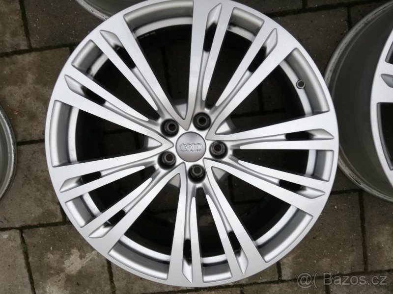 Original alu sada Audi A8 R20 5x112 - 4