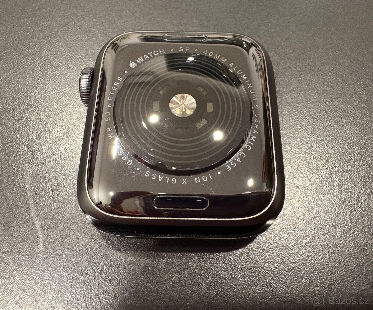 Apple watch SE,model A2351 - 4