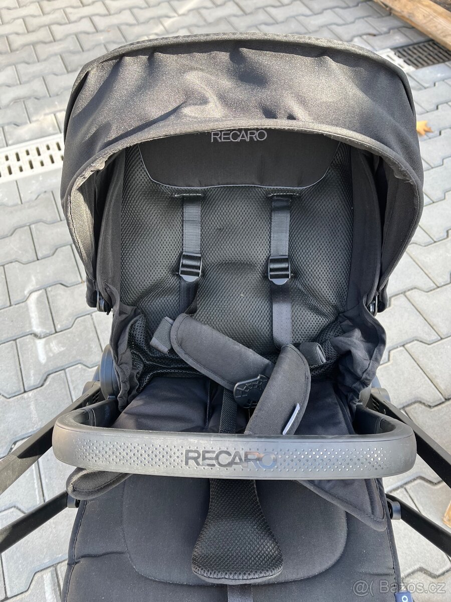 Prodám kočárek Recaro Lexa Elite černý - 4