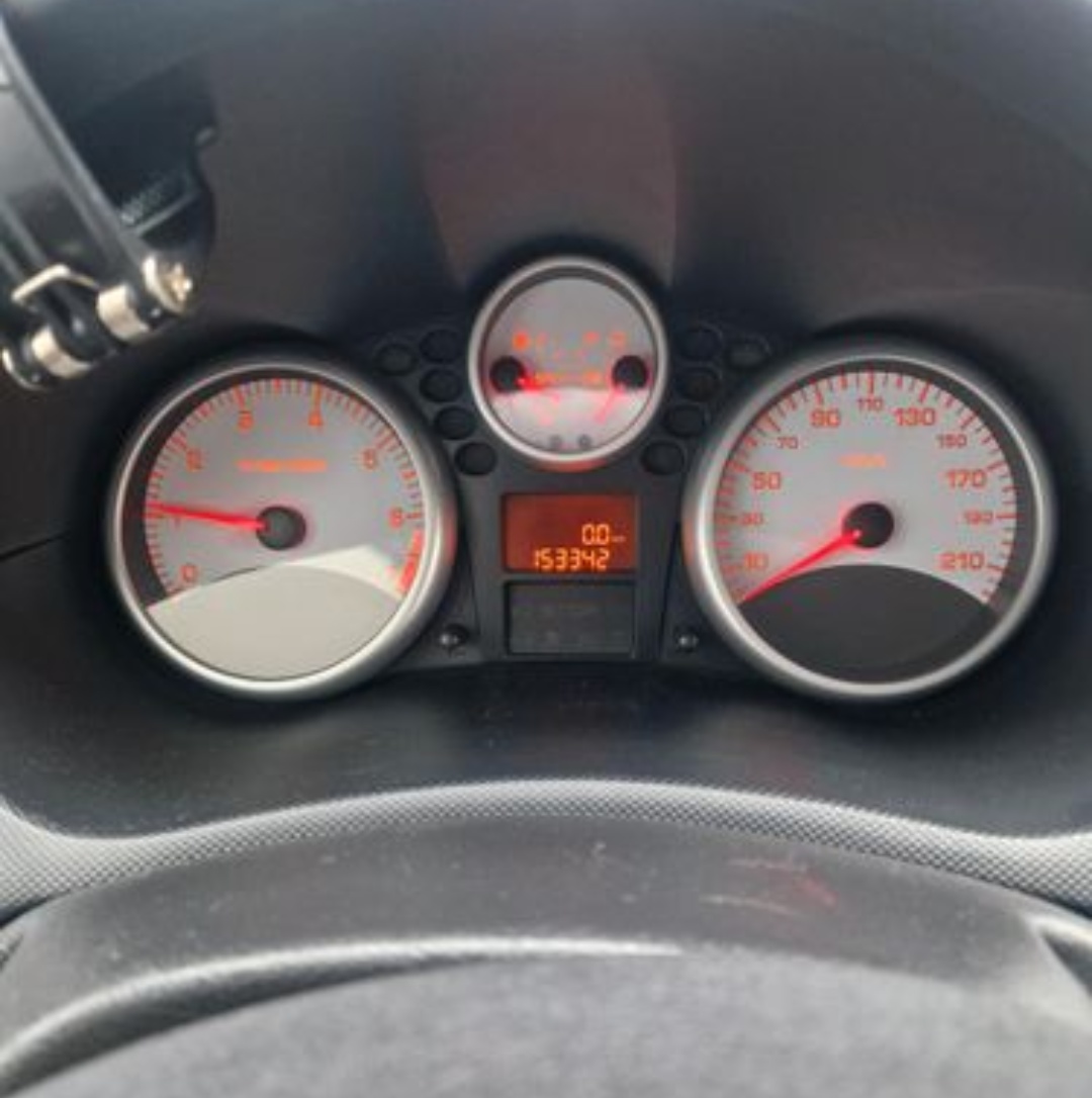 Peugeot 206 plus 1,4 benzín - 4