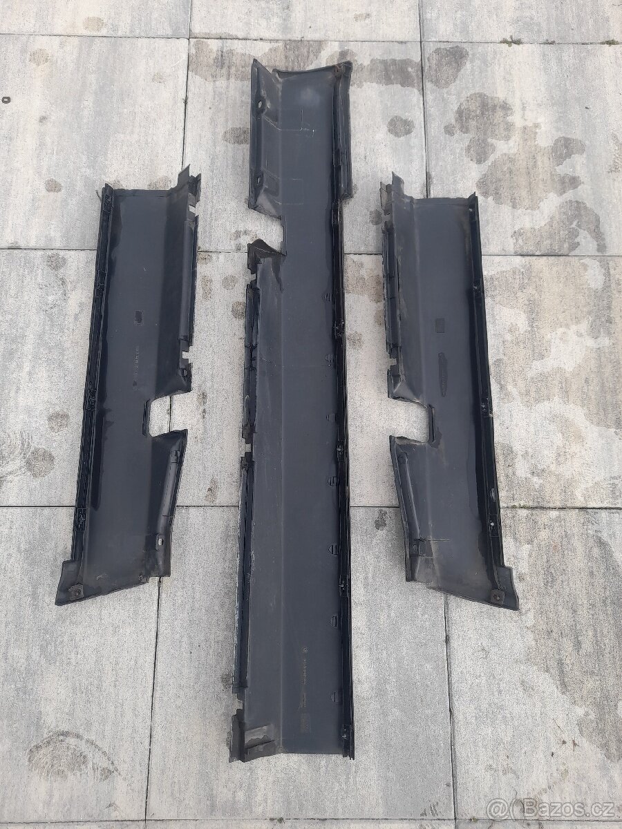 Plastové prahy BMW e32 - 4