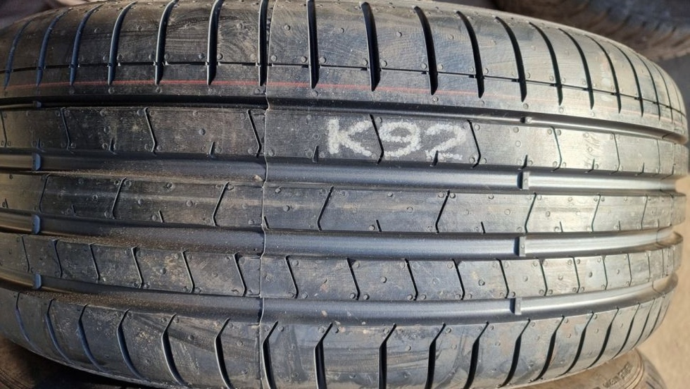 Letní pneu 225/50/18 Pirelli - 4