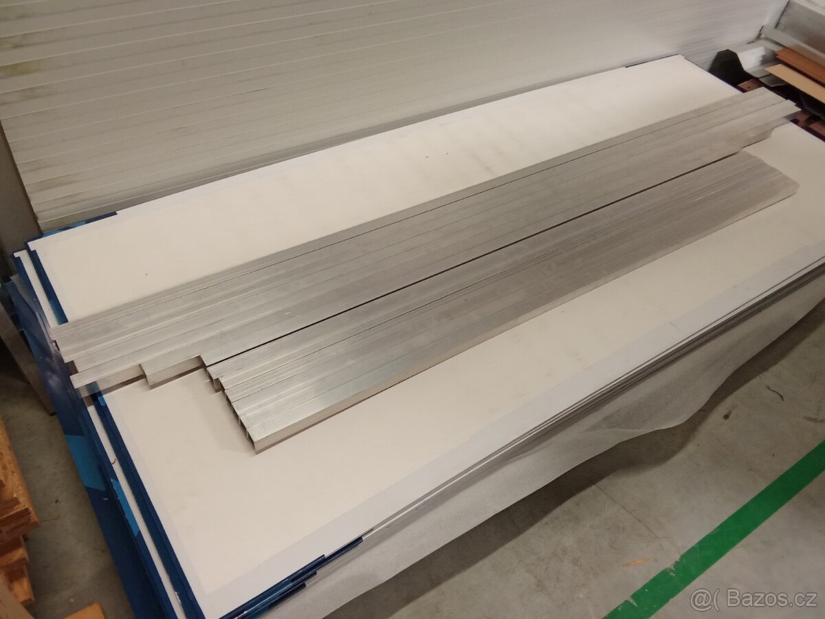 hliníkové,profily 30x30mm - 4