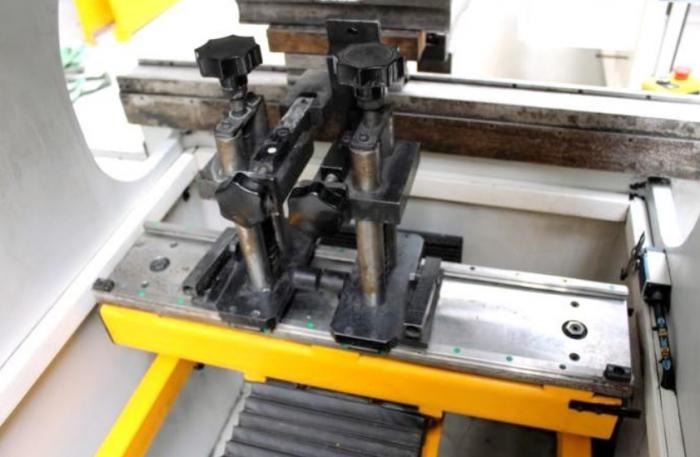 Lisy - hydraulické MICROBEND 10.40. - 4