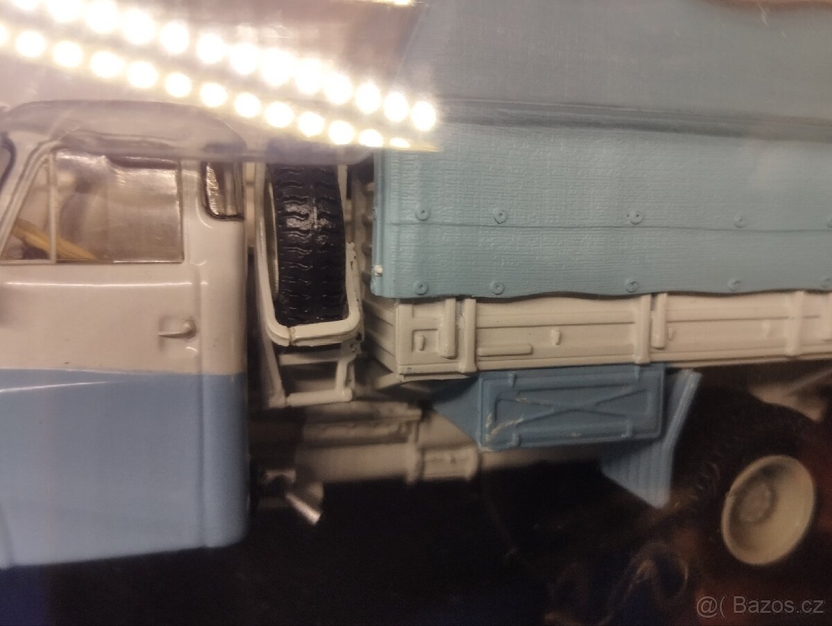 Tatra 148 VNM 1:43 SSM - 4