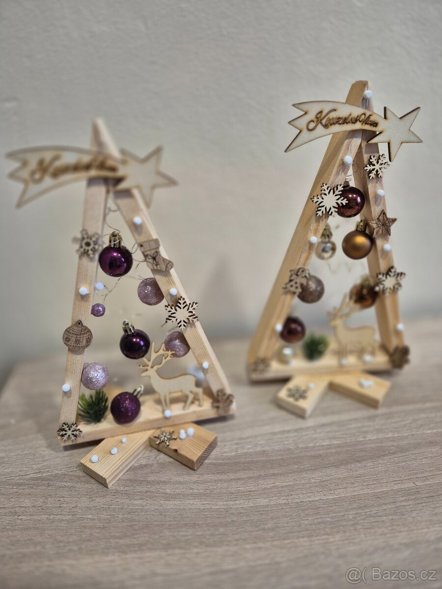 Svítící dřevěné vánoční stromečky - 4