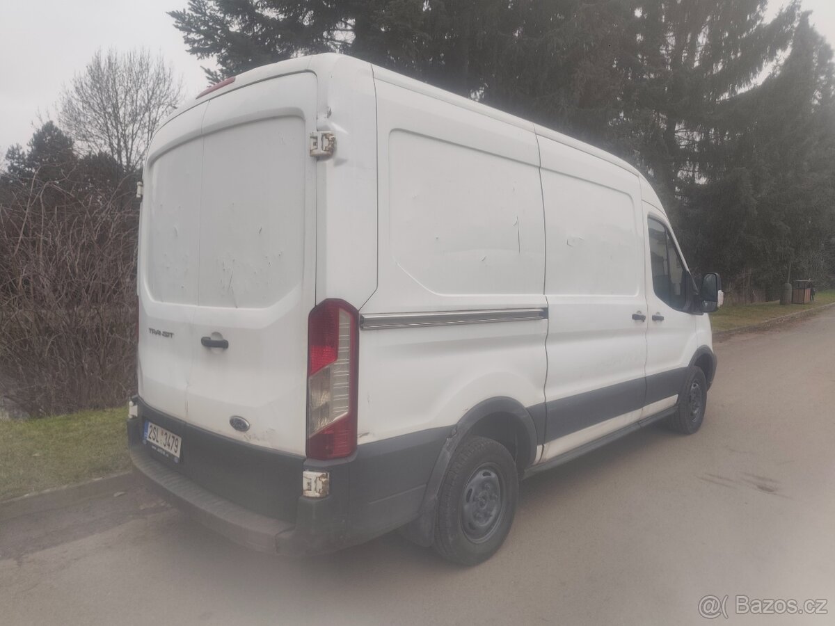Ford transit 2.2 - 4