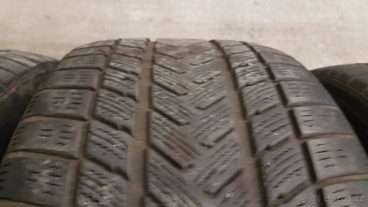 Zimní pneumatiky 255/40R19 4,5mm - 4