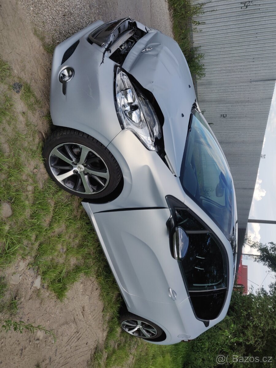 Peugeot 208 1.6 VTi - 4