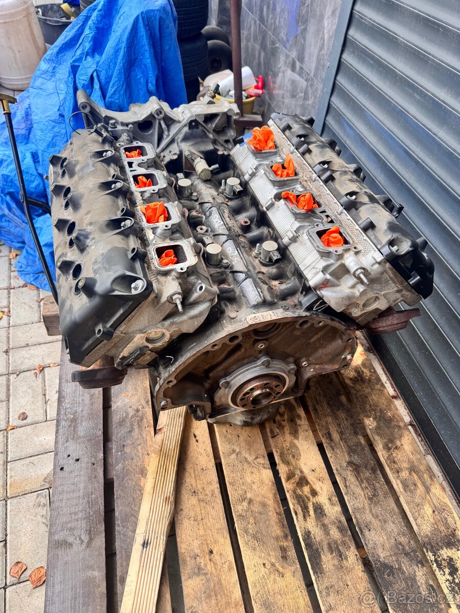 Motor V8 5.7 hemi Ram - 4