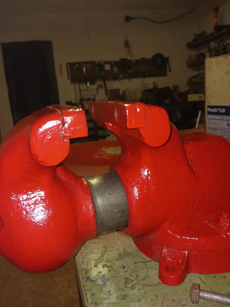 Svěrák YORK 150 - 4