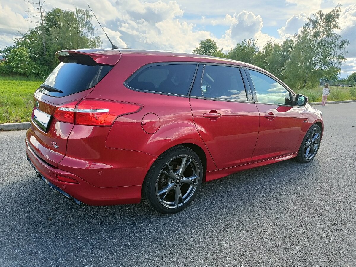Ford Focus ST Line Combi 2.0 TDCi - 4