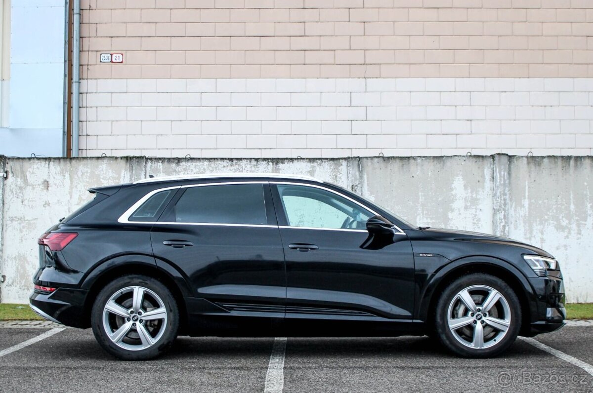 Audi E-tron 50 QUATTRO Advanced - 4