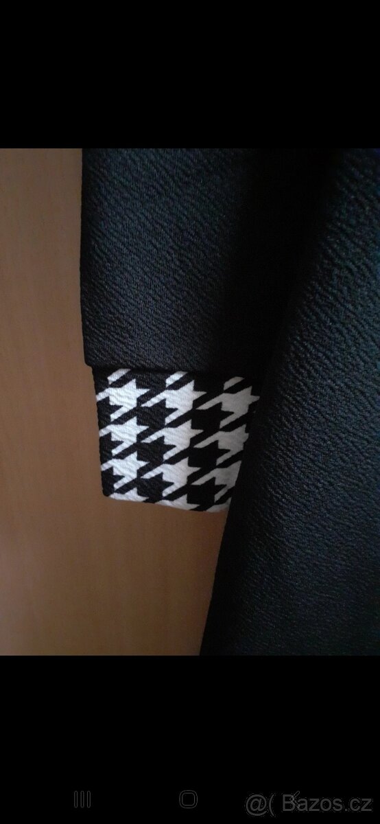 Šaty s dlouhým rukávem - 4