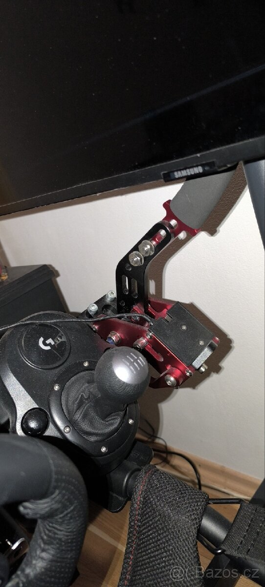 Závodní křeslo, Volant Logitech g25 atd. - 4