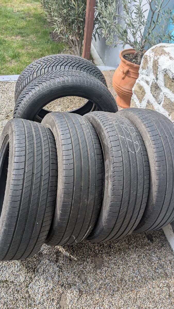 Pneu 195/60 R18 - 4