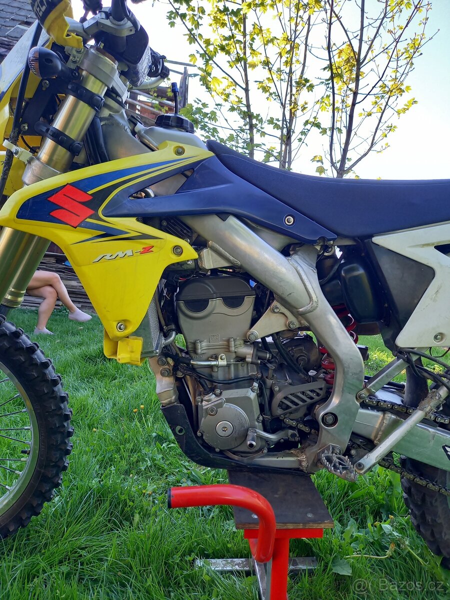 Suzuki RM-Z 450 enduro (Valenti Racing NE RMX)
