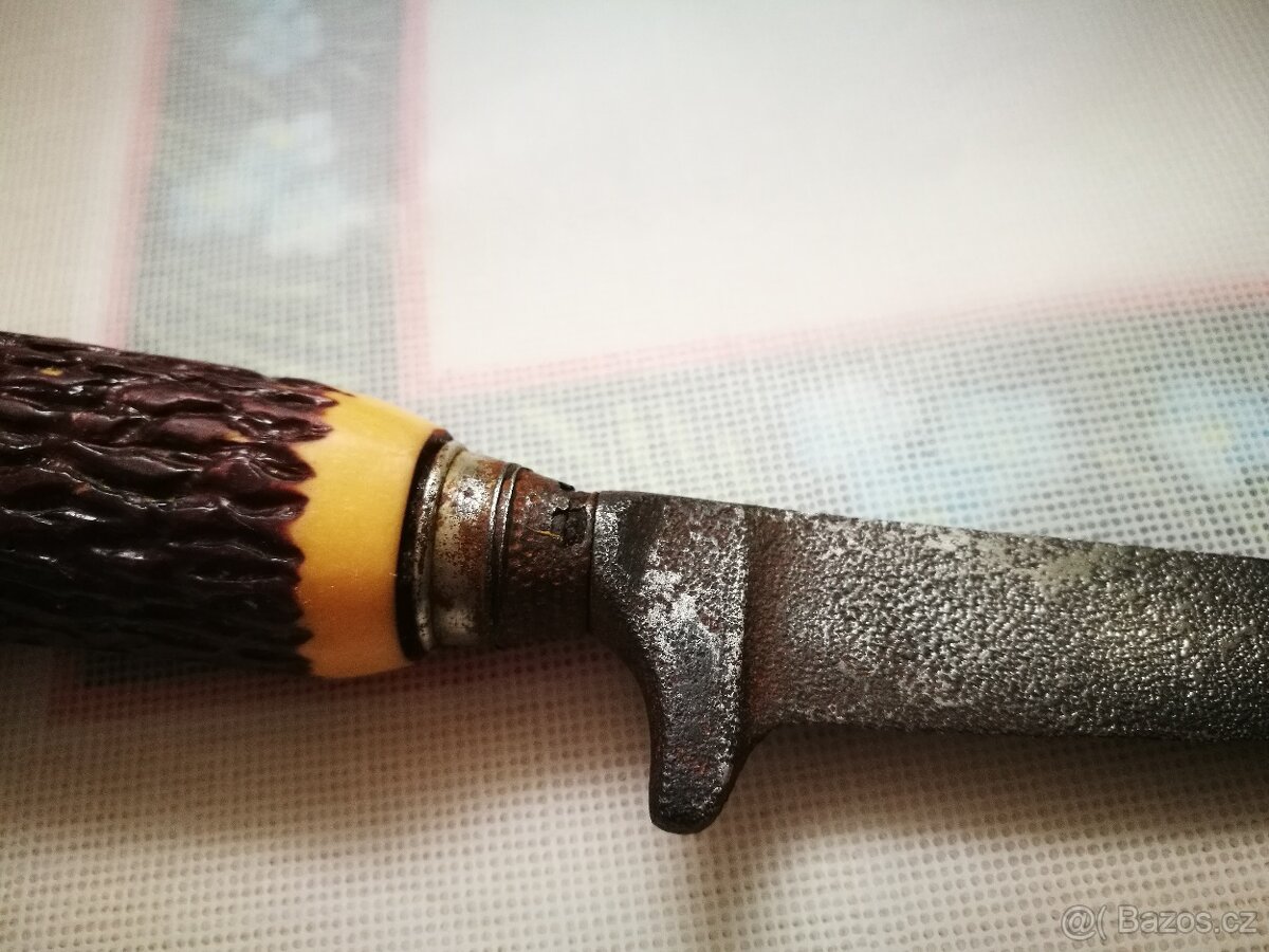 Starý lovecký nůž - 4