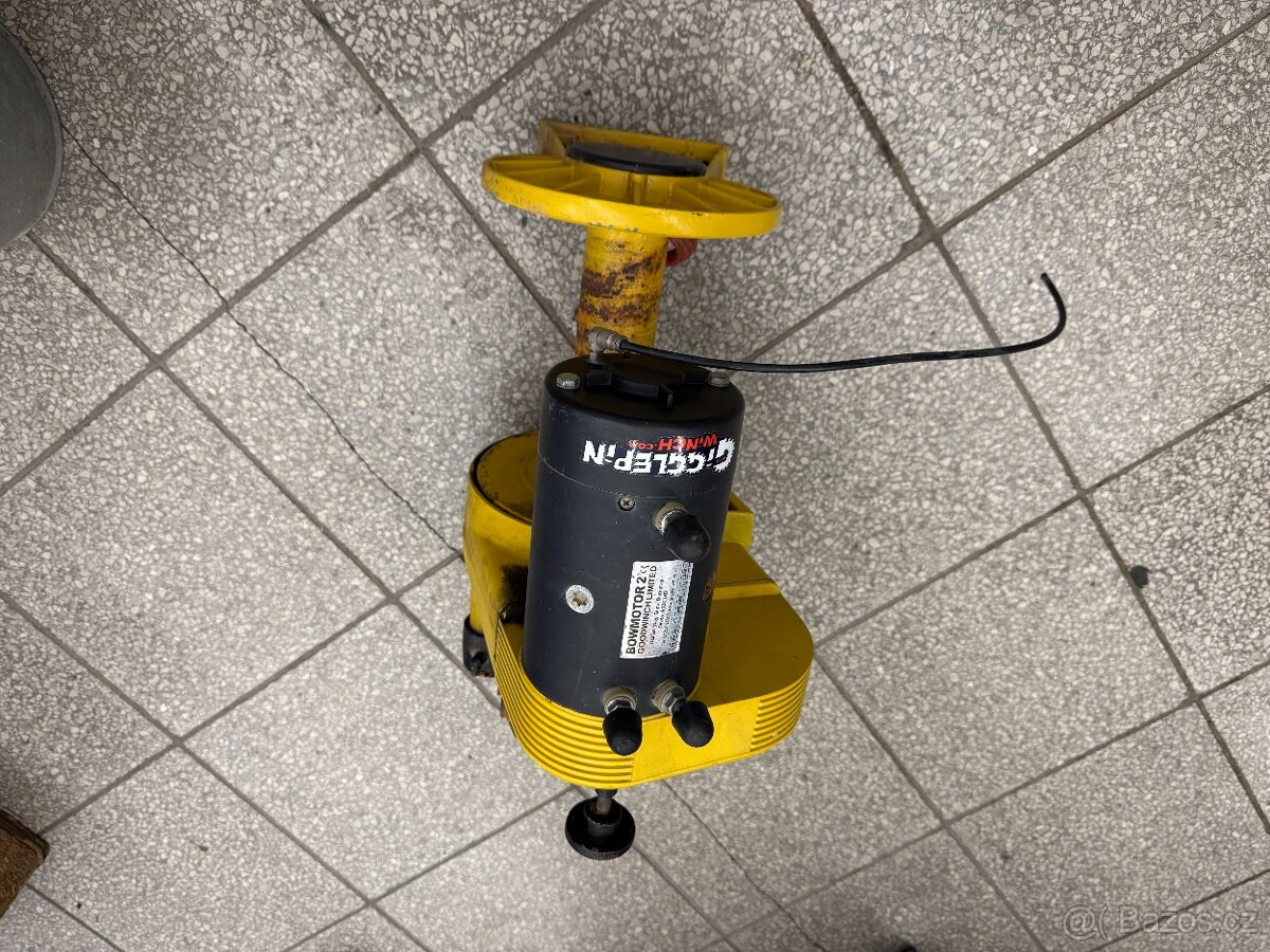 Naviják Warn s rychloběžkou M8274