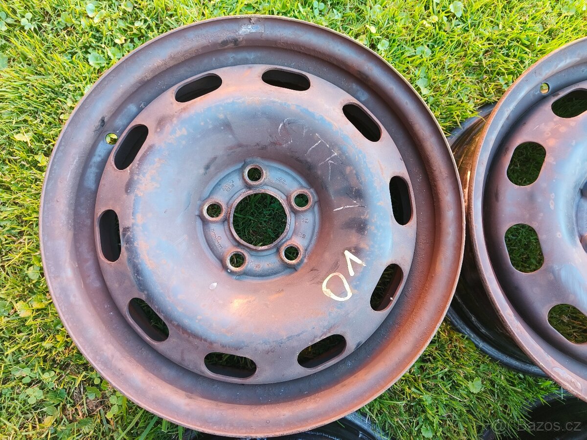 Plechové disky Octavia 1 - 4