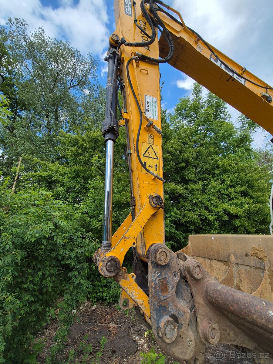 JCB JS130LC PÁSOVÉ RYPADLO - 4
