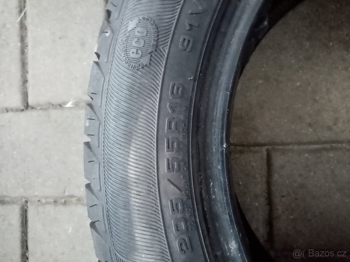 Pneumatiky 205/55R16 - 4