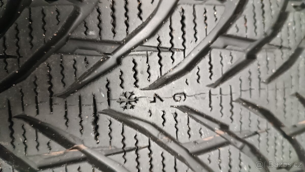 215/65/17 zimní VW Tiguan - 4