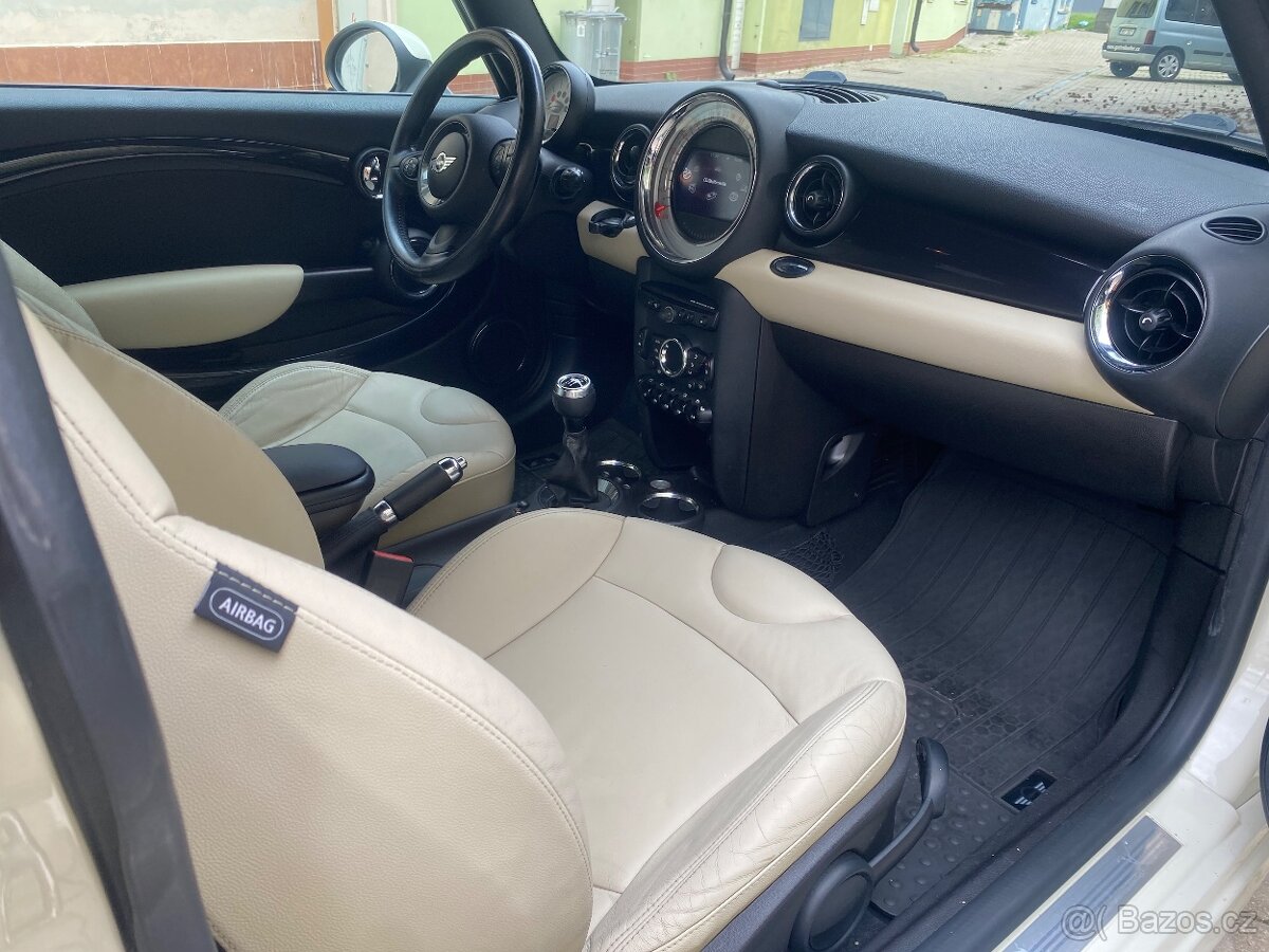 Mini Cooper 1,6D NAVI - 4
