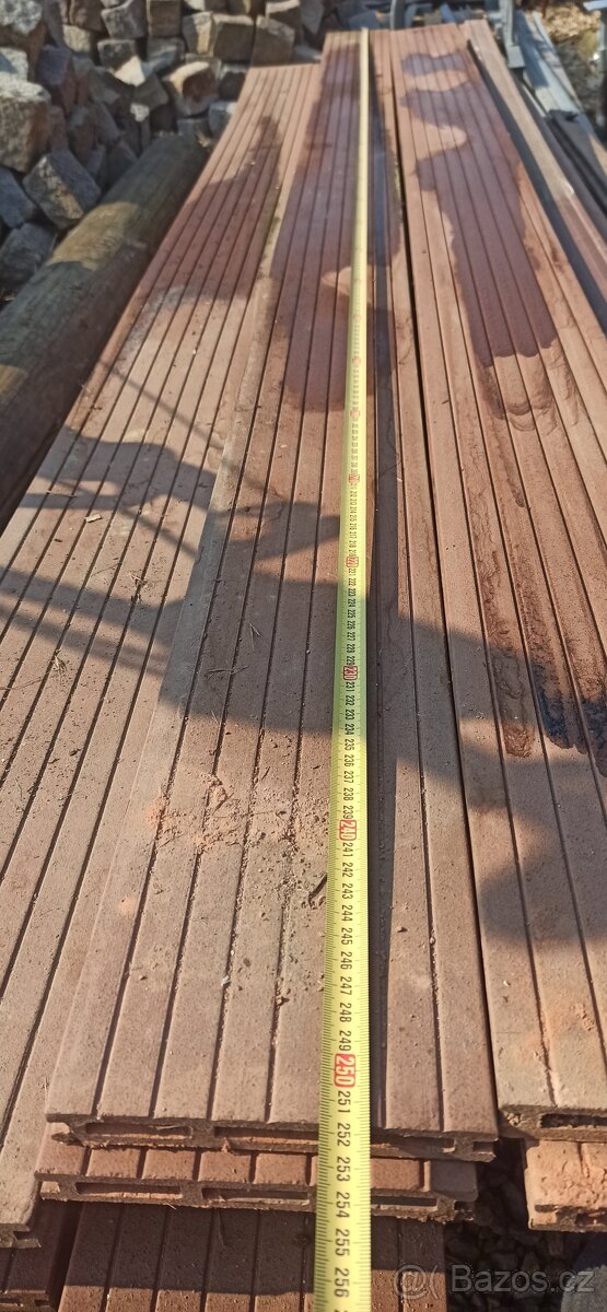 Prodám terasová prkna z WPC materiálu (dřevoplast) - 4