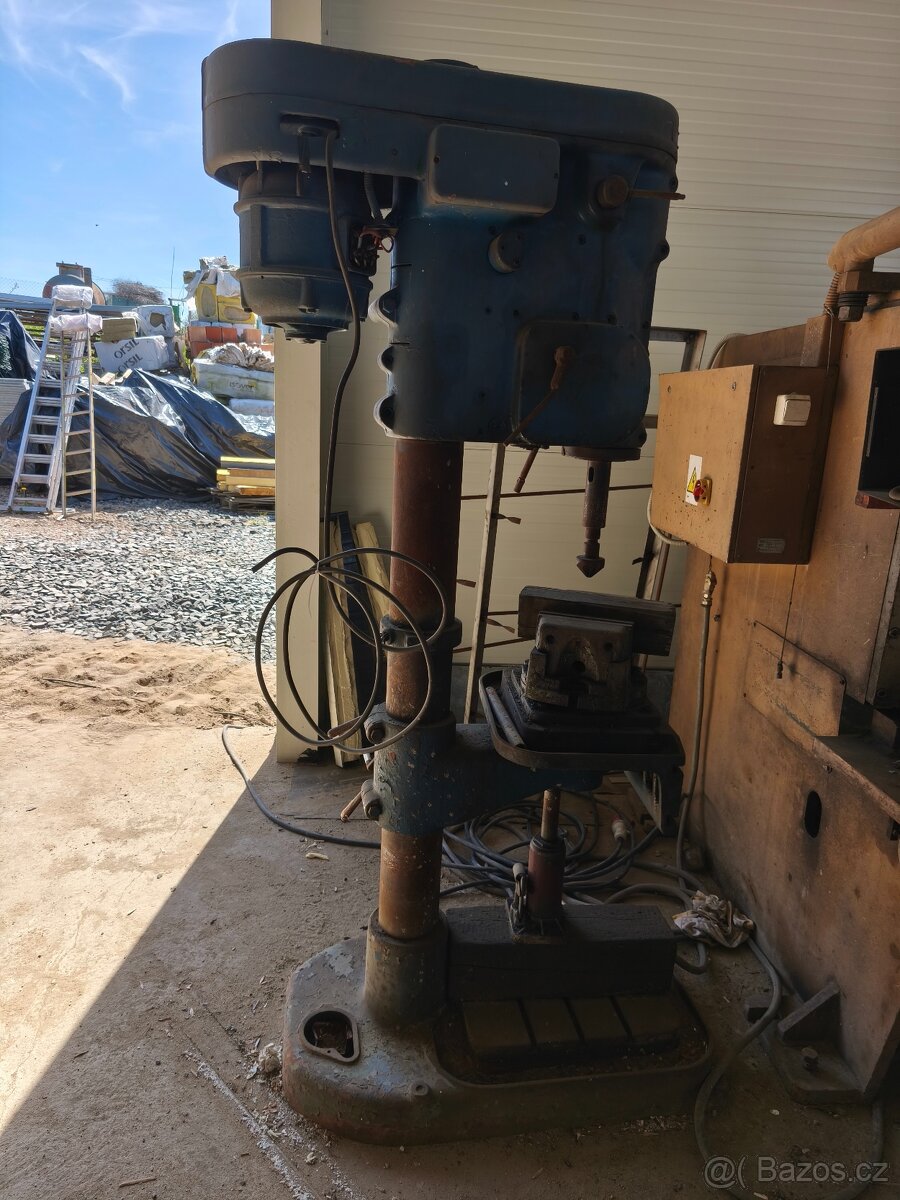 Stojanová vrtačka - 4