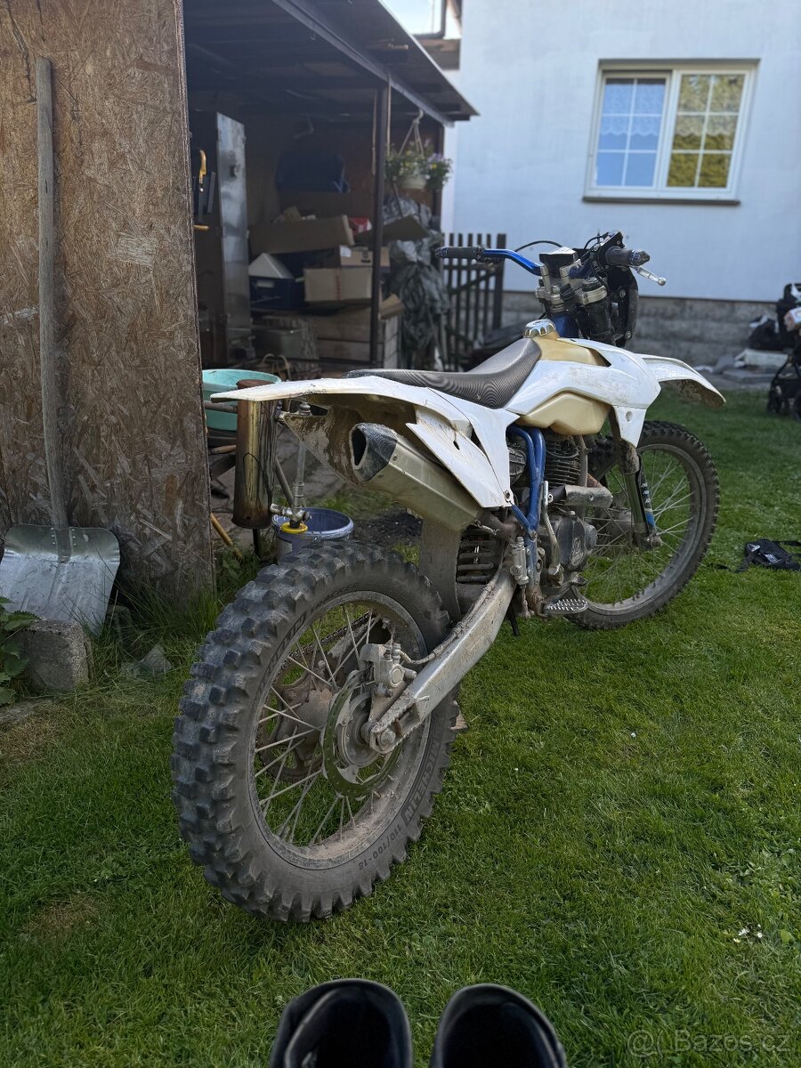enduro 250