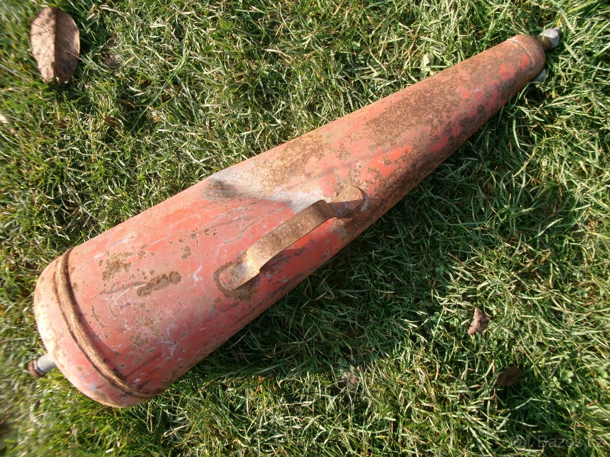 prodám hračku -plechová postýlka pro panenku - stahovací kov - 4