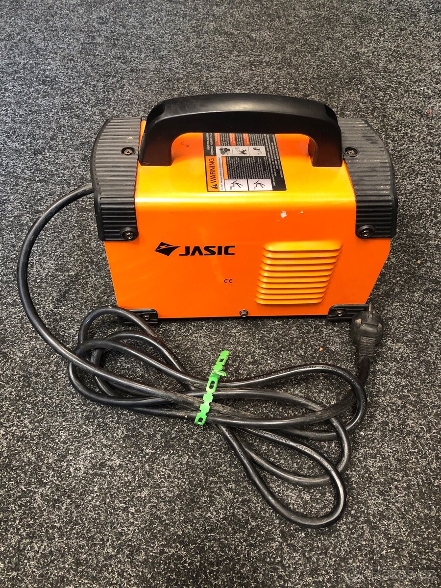 Svářecí invertor Jasic ARC160 - 4
